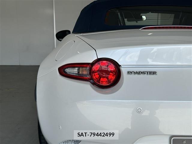 Mazda ROADSTER 2023-11 8881862-9