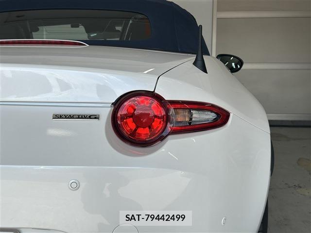 Mazda ROADSTER 2023-11 8881862-8