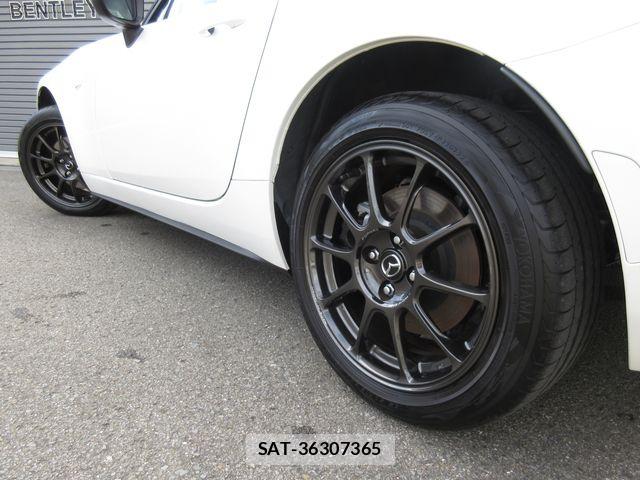 Mazda ROADSTER 2022-03 8881858-13
