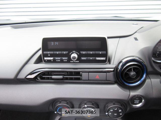 Mazda ROADSTER 2022-03 8881858-17