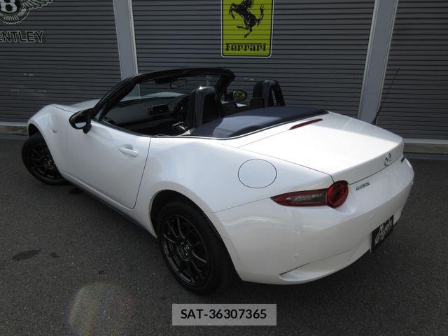 Mazda ROADSTER 2022-03 8881858-27