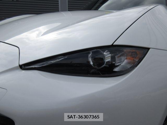 Mazda ROADSTER 2022-03 8881858-6