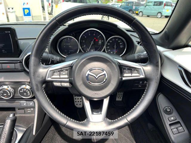 Mazda ROADSTER 2023-02 8881856-9