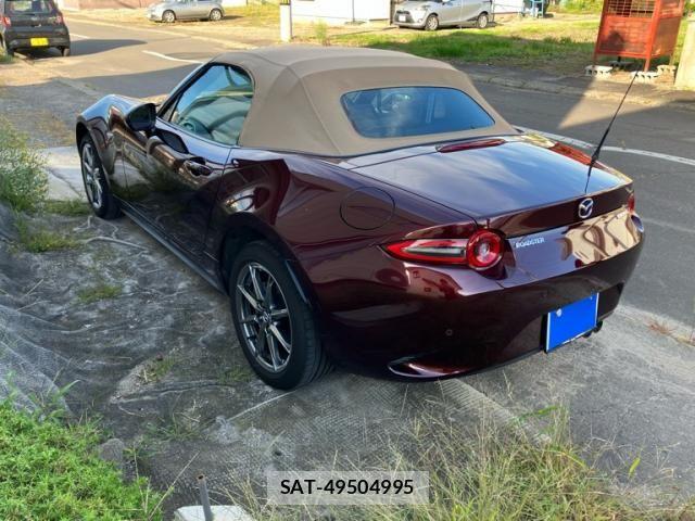 Mazda ROADSTER 2025-04 8881853-6