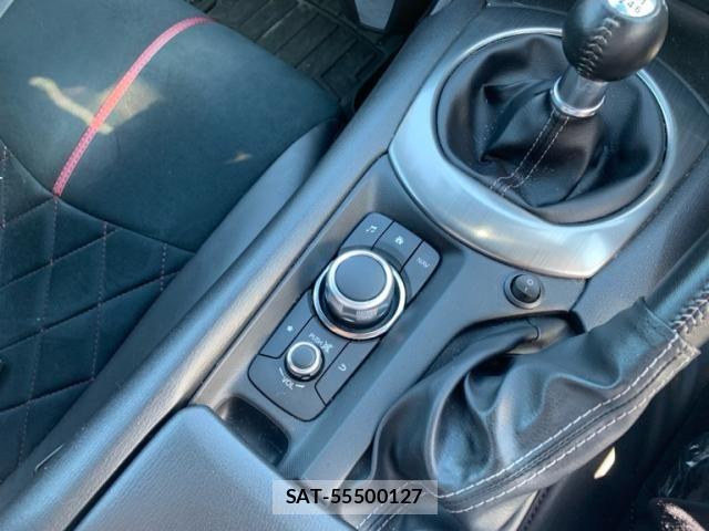 Mazda ROADSTER 2022-01 8884257-24
