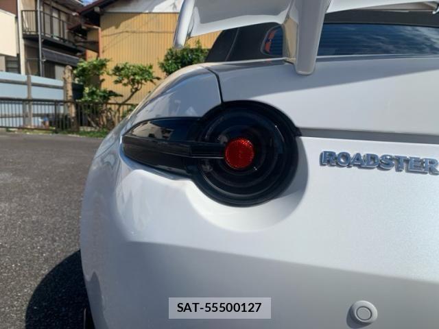 Mazda ROADSTER 2022-01 8884257-6