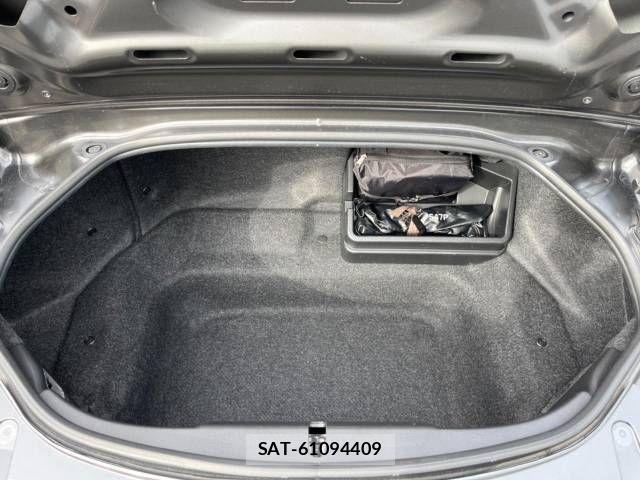 Mazda ROADSTER 2017-03 821830-9