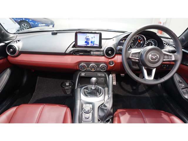 Mazda ROADSTER 2020-07 3681825-13