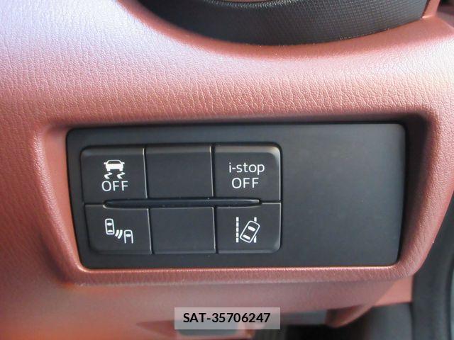 Mazda ROADSTER 2018-01 5877048-17