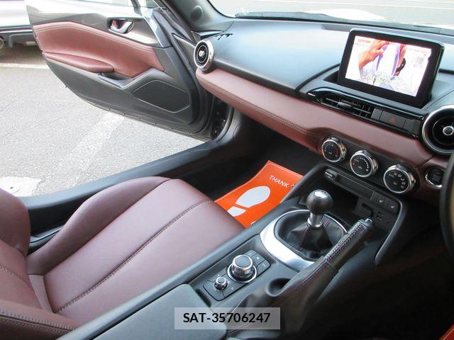 Mazda ROADSTER 2018-01 5877048-1