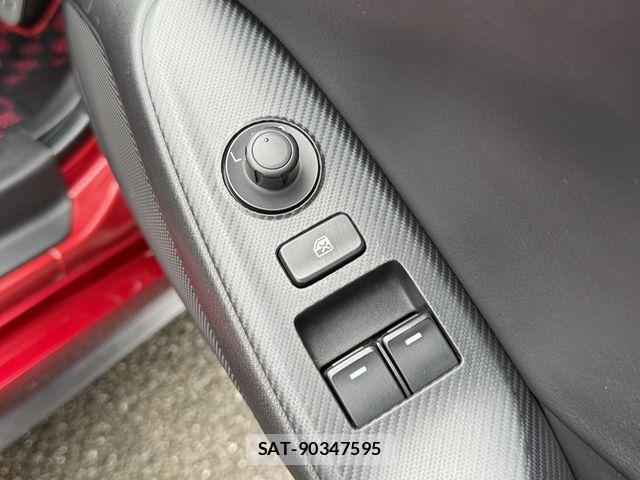 Mazda ROADSTER 2018-08 6306183-21