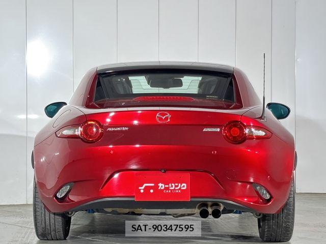 Mazda ROADSTER 2018-08 6306183-25