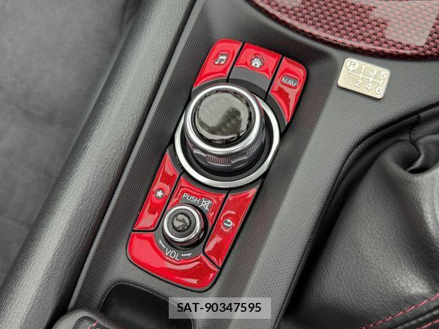 Mazda ROADSTER 2018-08 6306183-27