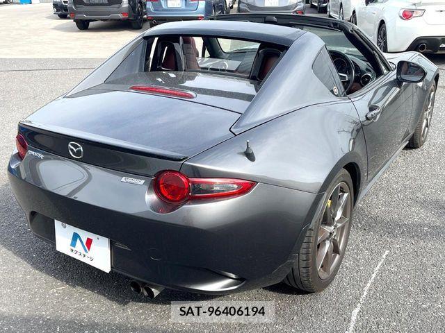 Mazda ROADSTER 2017-08 6677768-17