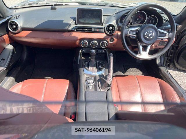 Mazda ROADSTER 2017-08 6677768-1