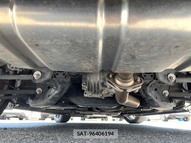 Mazda ROADSTER 2017-08 6677768-19