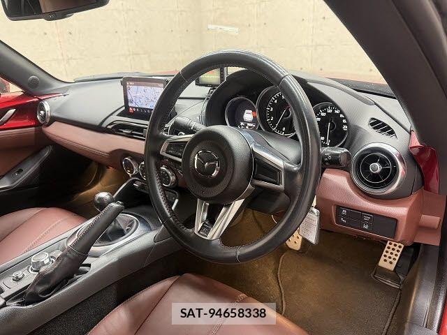 Mazda ROADSTER 2018-02 6911992-1