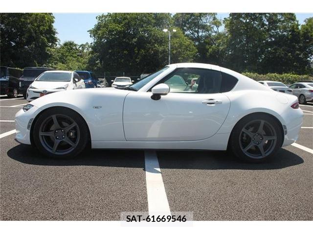 Mazda ROADSTER 2017-06 6911995-11