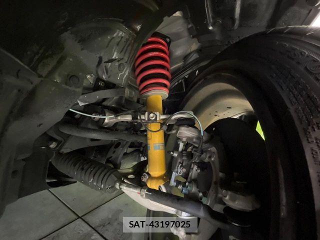 Mazda ROADSTER 2023-06 6911991-18