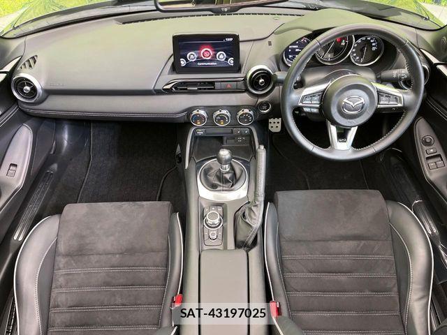Mazda ROADSTER 2023-06 6911991-1