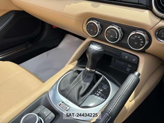 Mazda ROADSTER 2024-09 7021406-16