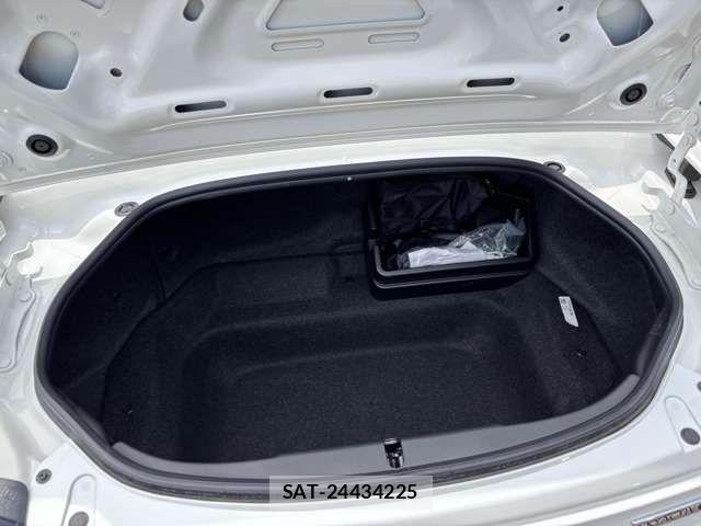 Mazda ROADSTER 2024-09 7021406-18