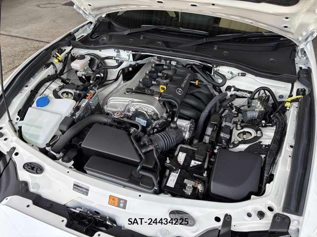 Mazda ROADSTER 2024-09 7021406-19