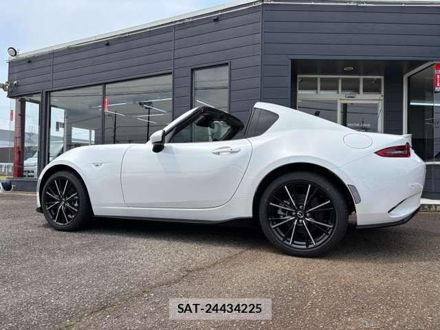 Mazda ROADSTER 2024-09 7021406-6