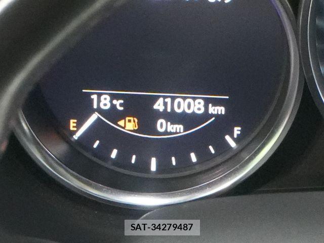Mazda ROADSTER 2017-07 7021408-13
