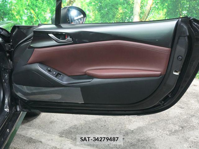 Mazda ROADSTER 2017-07 7021408-20