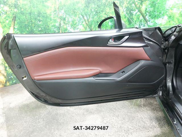 Mazda ROADSTER 2017-07 7021408-23