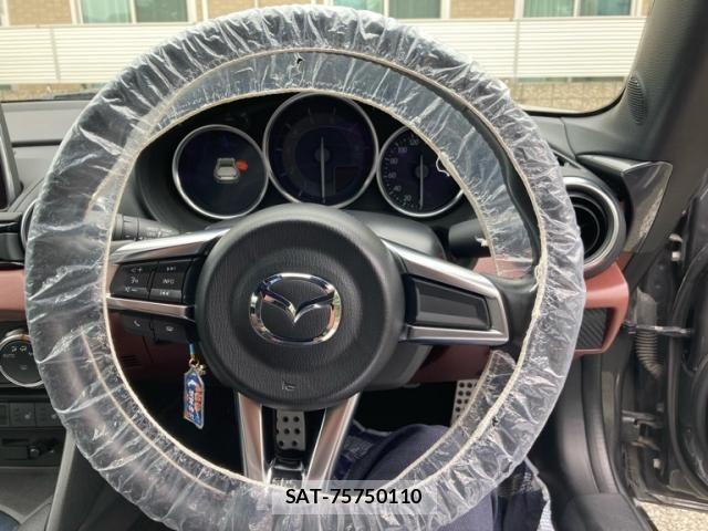 Mazda ROADSTER 2017-02 7224240-12