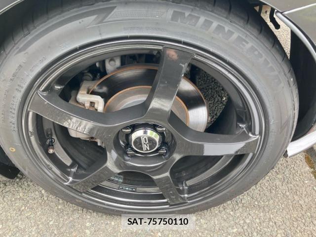 Mazda ROADSTER 2017-02 7224240-6