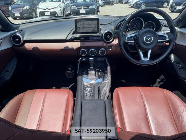 Mazda ROADSTER 2017-09 7224249-1