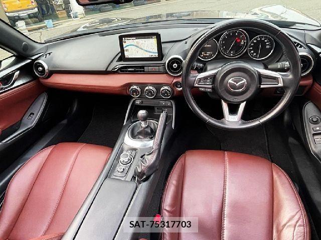 Mazda ROADSTER 2018-02 7502599-1