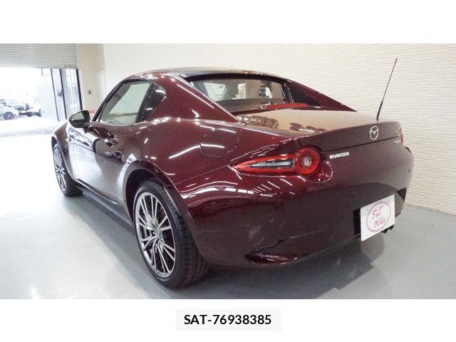 Mazda ROADSTER 2025-04 7619575-2