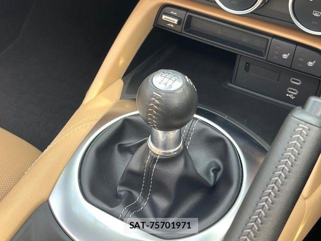 Mazda ROADSTER 2024-03 7727944-2