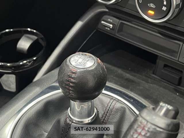 Mazda ROADSTER 2017-06 7980849-7