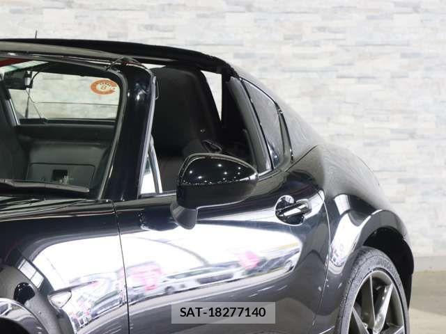 Mazda ROADSTER 2017-03 8037957-6