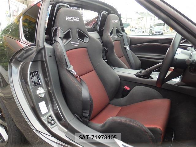 Mazda ROADSTER 2017-07 8037959-22