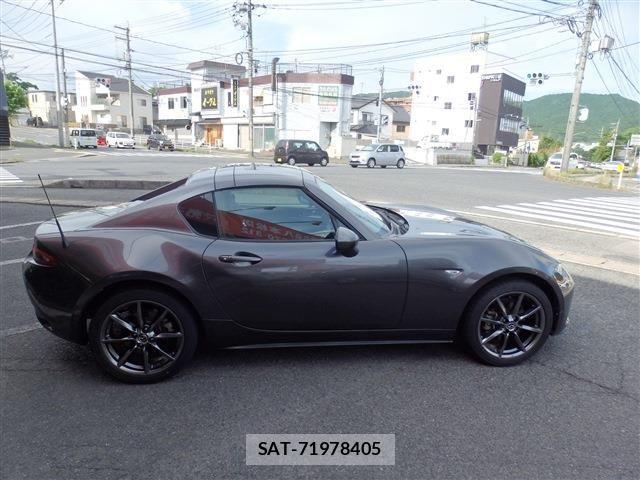 Mazda ROADSTER 2017-07 8037959-5