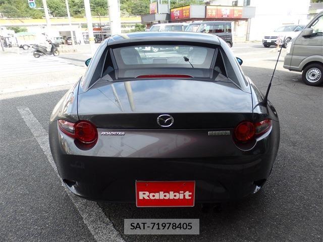 Mazda ROADSTER 2017-07 8037959-6