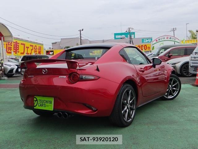 Mazda ROADSTER 2017-02 8037956-1