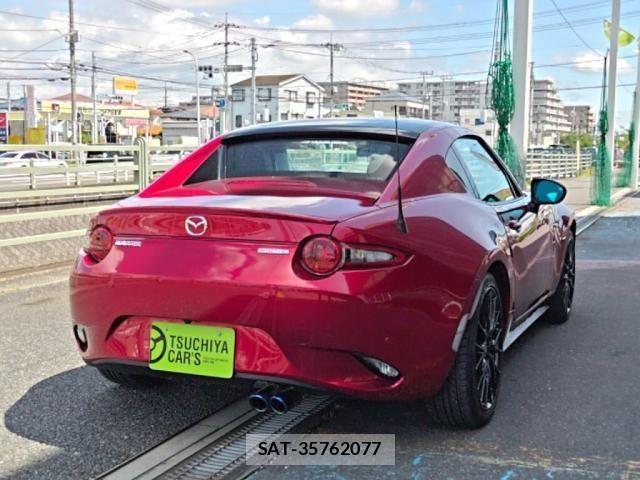 Mazda ROADSTER 2021-07 8101595-1