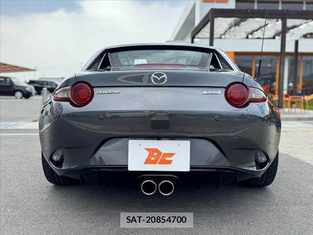 Mazda ROADSTER 2019-08 8101603-13