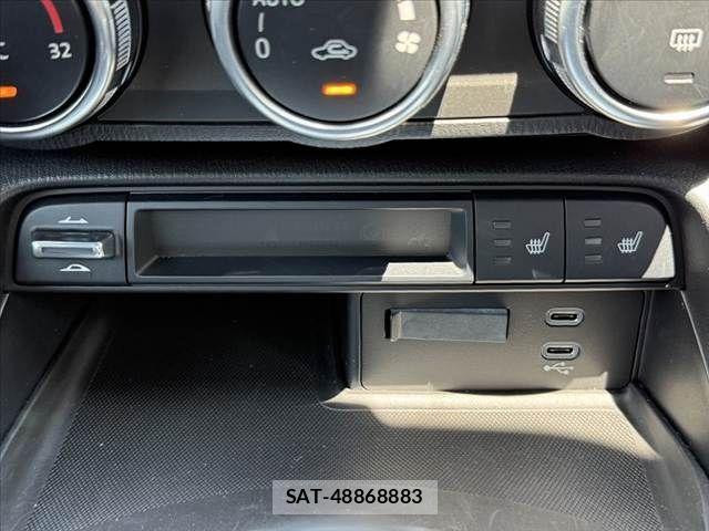 Mazda ROADSTER 2024-10 8132103-25