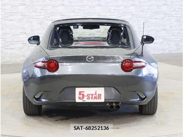 Mazda ROADSTER 2017-06 8146578-16