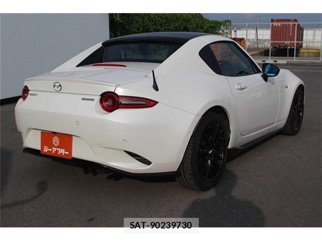 Mazda ROADSTER 2024-03 8209881-10