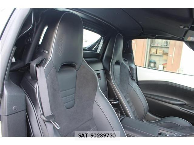Mazda ROADSTER 2024-03 8209881-28