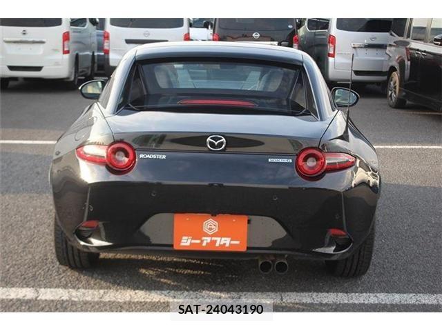 Mazda ROADSTER 2024-02 8209882-12